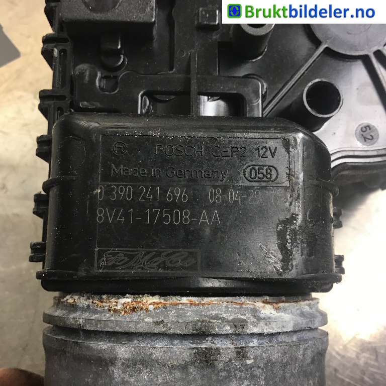 Viskermotor frontrute til Ford Kuga 2008-2012 (Type I)  (FORD|8V41-17508-AA|0 390 241 696|)