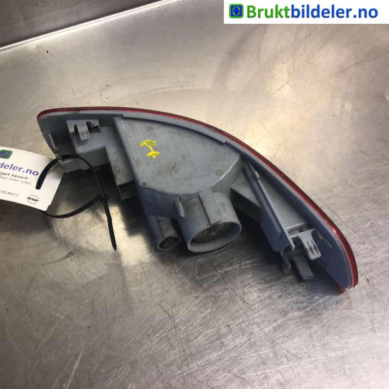 Baklykt fra støtfanger til Mitsubishi Outlander 2007-2010 (Type II, Fase 1)  (MITSUBISHI|8355A004|)