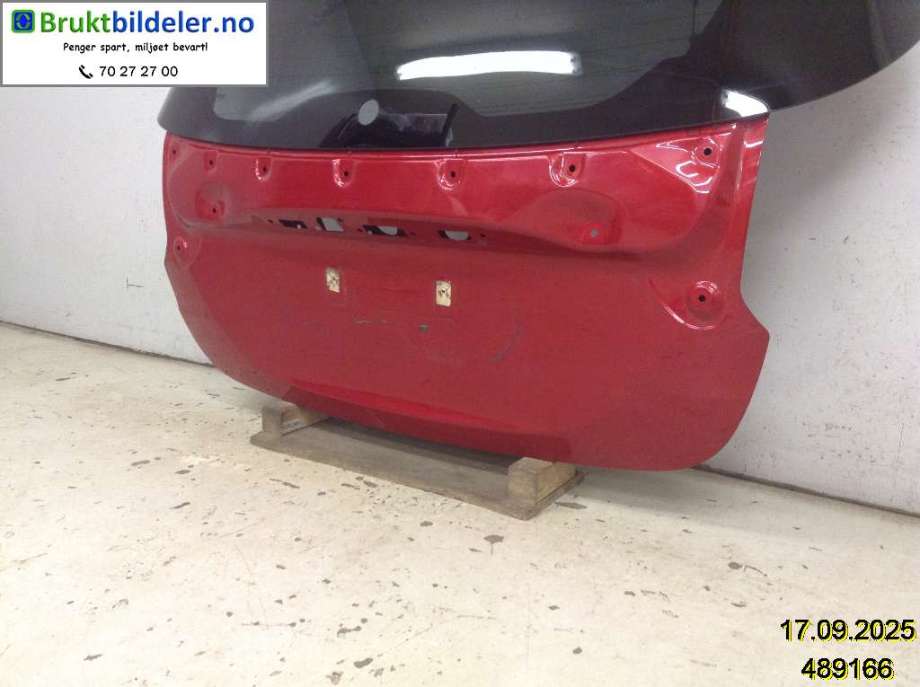 Bakluke combi til Toyota Yaris 2020-->> (Type IV)  (TOYOTA|67005K0030|)