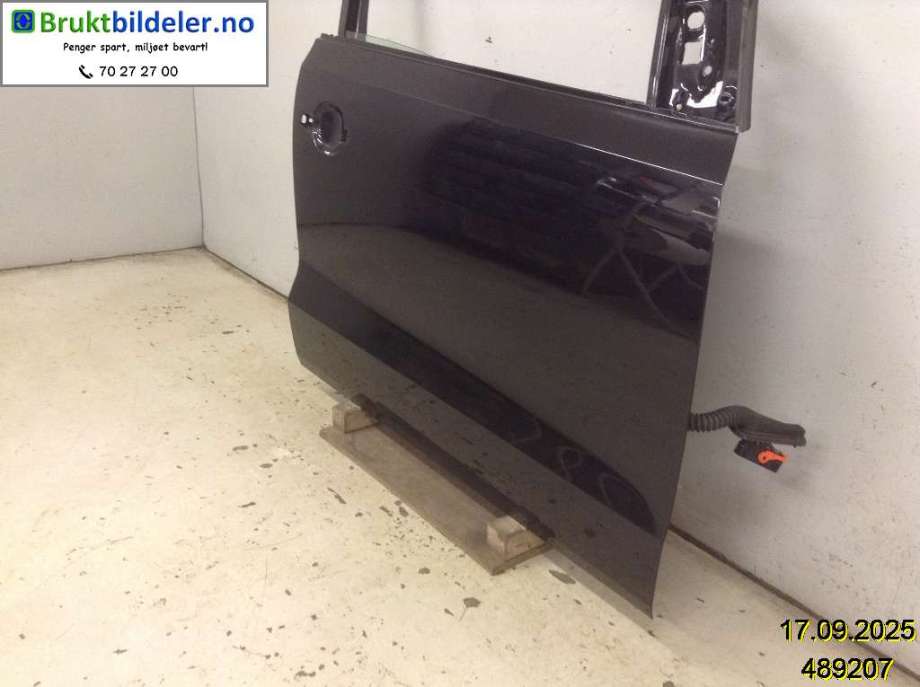 Dør høyre foran til VW Polo 2014-2017 (Type V, Fase 2)  (VOLKSWAGEN|6R4 831 056 J|)