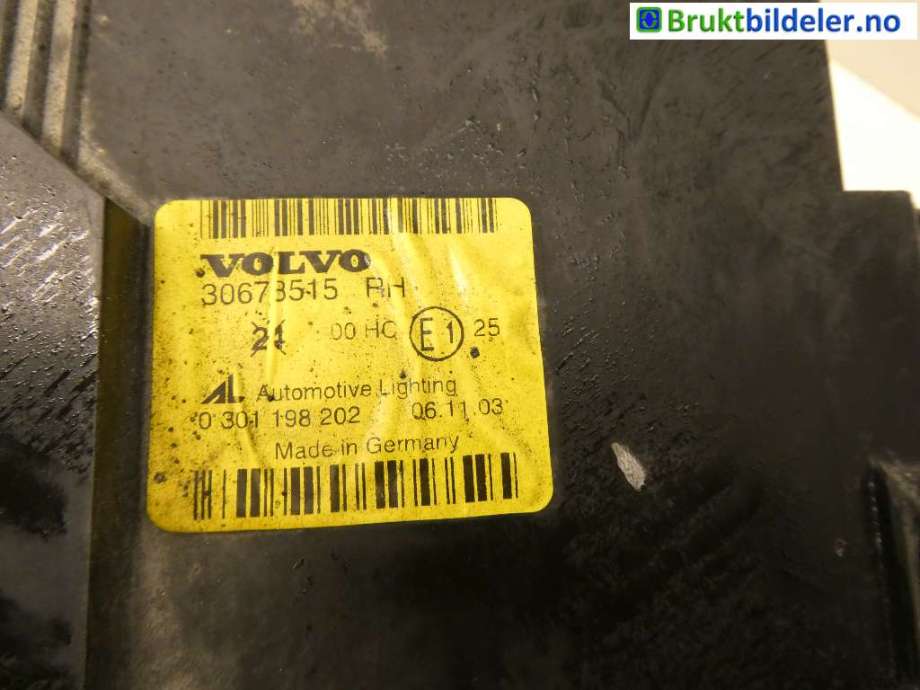 Frontlykt høyre halogen til Volvo V50 2004-2007 (Fase 1)  (VOLVO|31335222|0 301 198 202|3063515)