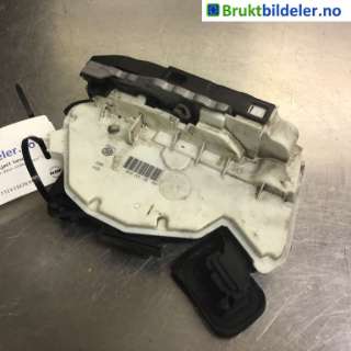 Låsekasse høyre foran til VW e-Golf,   (VOLKSWAGEN|5K1 837 016 E)