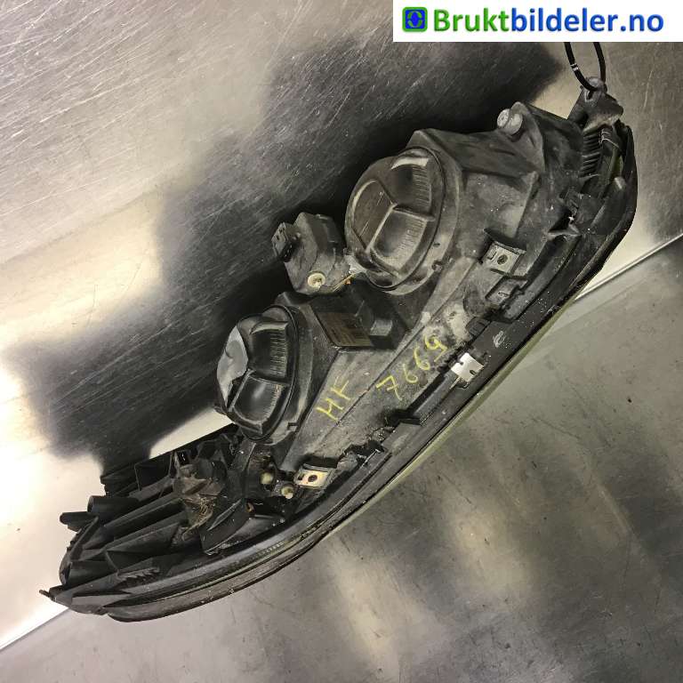 Frontlykt høyre halogen til Volvo S60 2000-2004 (Type I, Fase 1) (VOLVO|8662922|89006877|)