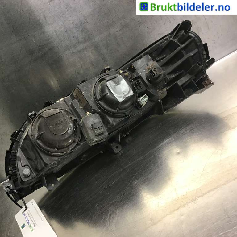 Frontlykt høyre halogen til Volvo S60 2000-2004 (Type I, Fase 1) (VOLVO|8662922|89006877|)