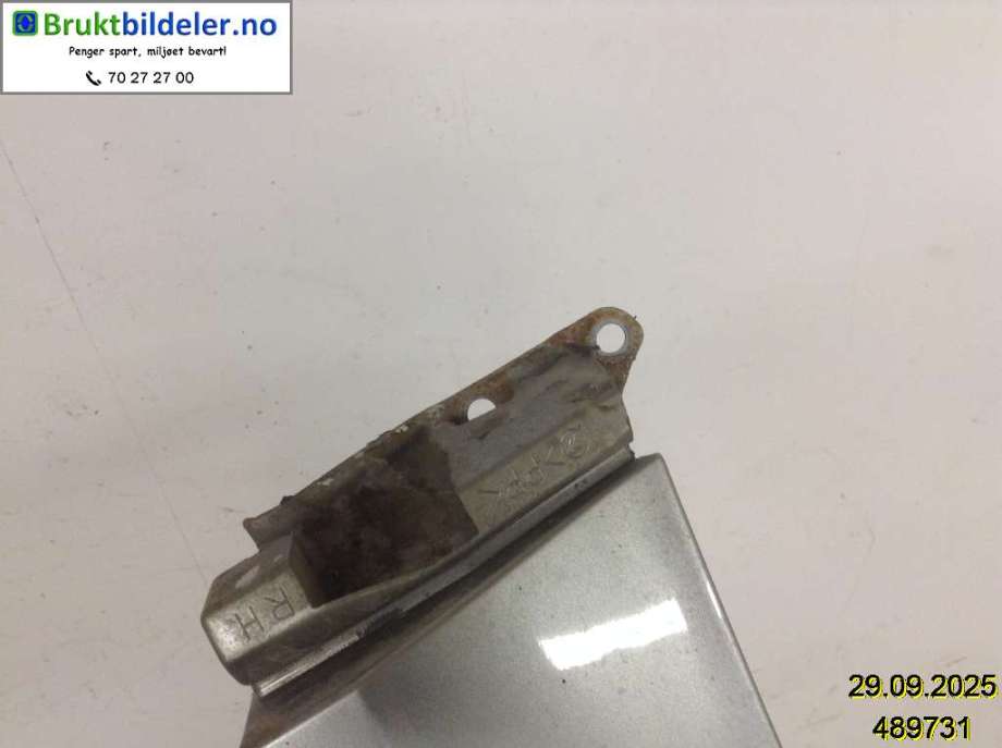 Skjerm høyre foran til Subaru Outback 2007-2009 (Type III, Fase 2)  (SUBARU|57110AG0209P|)