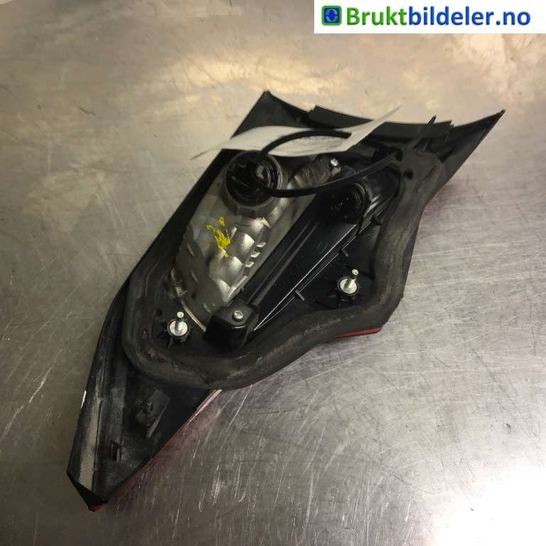 Baklykt høyre indre til Mazda 6 2013-2015 (Type III, Fase 1)  (MAZDA|GHP9-51-3F0B|132-41055|)