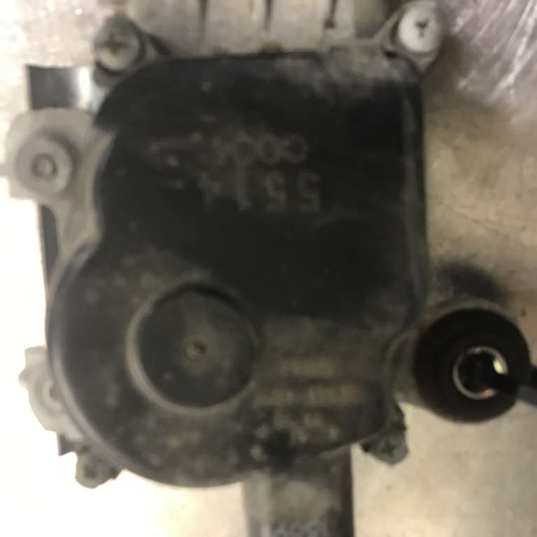 Viskermotor frontrute til Nissan X-Trail 2014-2022 (T32) (T32) (NISSAN|288104CC0A|)