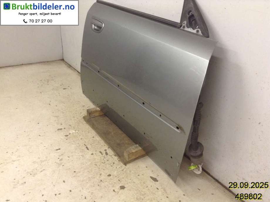 Dør høyre foran til Subaru Outback 2007-2009 (Type III, Fase 2)  (SUBARU|60009AG0609P|)