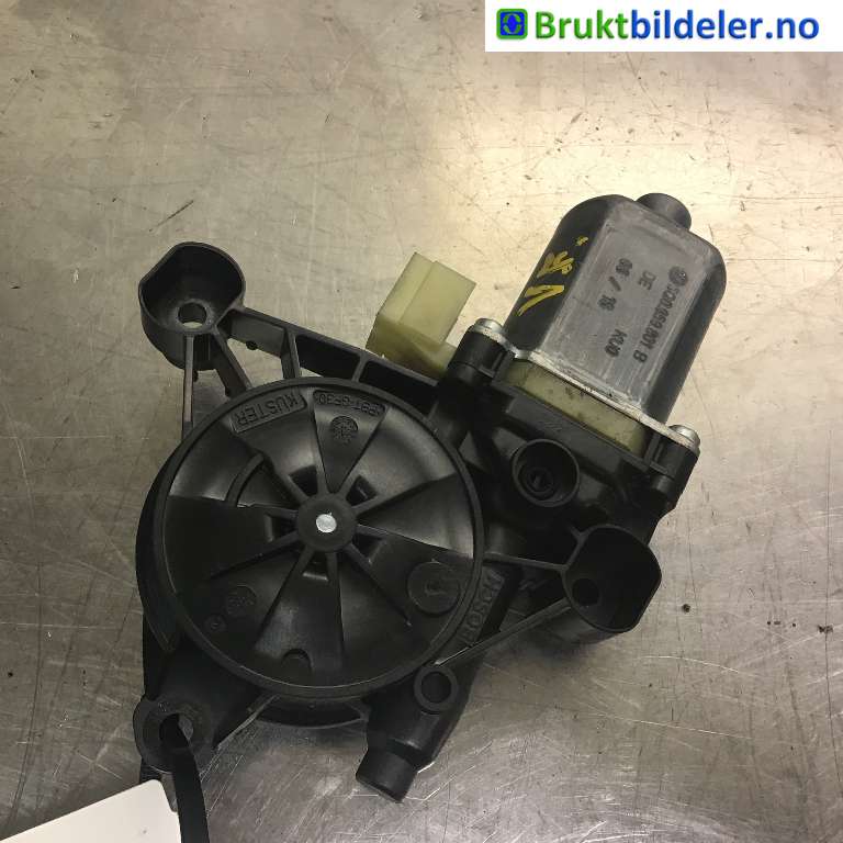 Ruteheis høyre til Seat Leon 2013-2020 (Type III)  (5Q0 959 801 B|0 130 822 717|)
