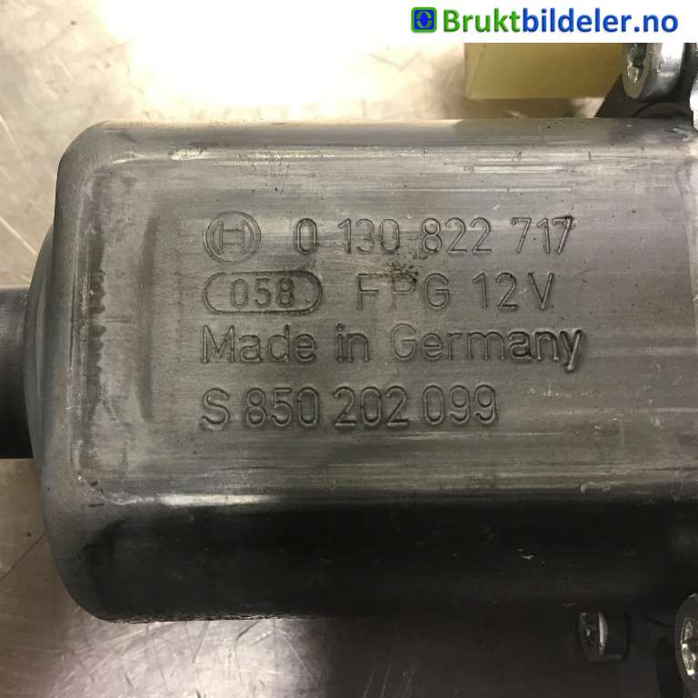 Ruteheis høyre til Seat Leon 2013-2020 (Type III)  (5Q0 959 801 B|0 130 822 717|)