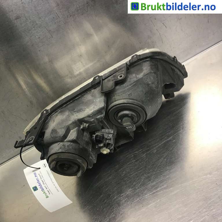 Frontlykt venstre halogen til Suzuki Grand Vitara 2005-2015 (Type III) (SUZUKI|3532065J31|)