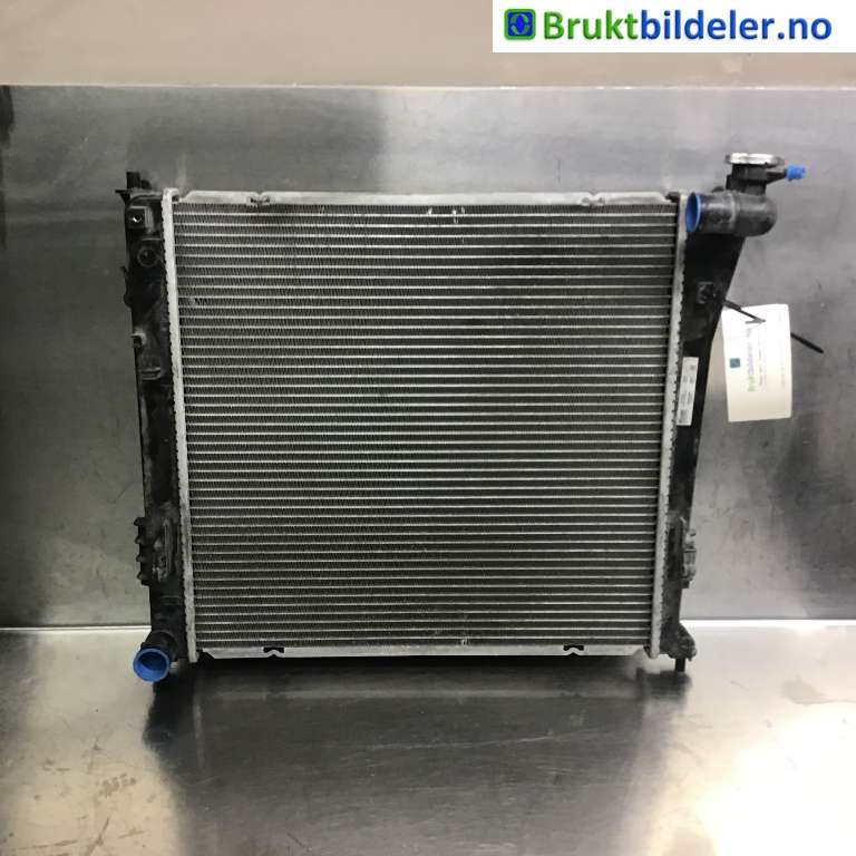 Radiator (manuell gir) til Hyundai i40 2012-2017 (HYUNDAI|253103Z050|67551|)