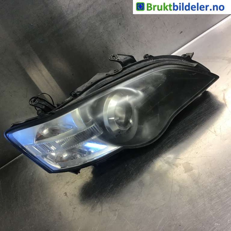 Frontlykt høyre halogen til Subaru Outback, 2007-2009 (Type III, Fase 2)  (SUBARU|84001AG300)