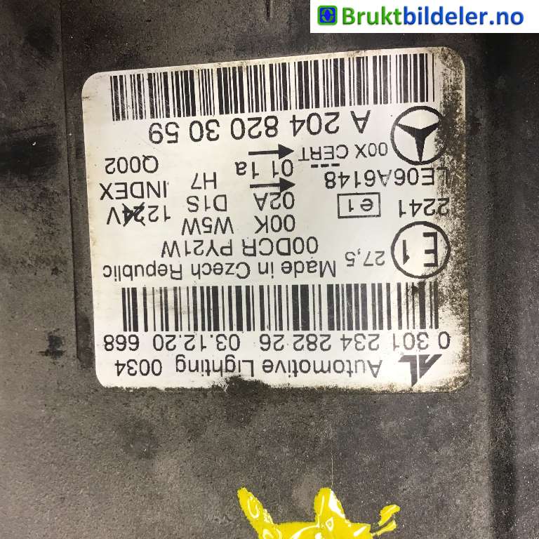 Frontlykt høyre xenon til Mercedes C-Klasse 2007-2011 (Fase 1) (W204) (W204) (MERCEDES|A 204 820 30 59|0 301 234 282 26|)