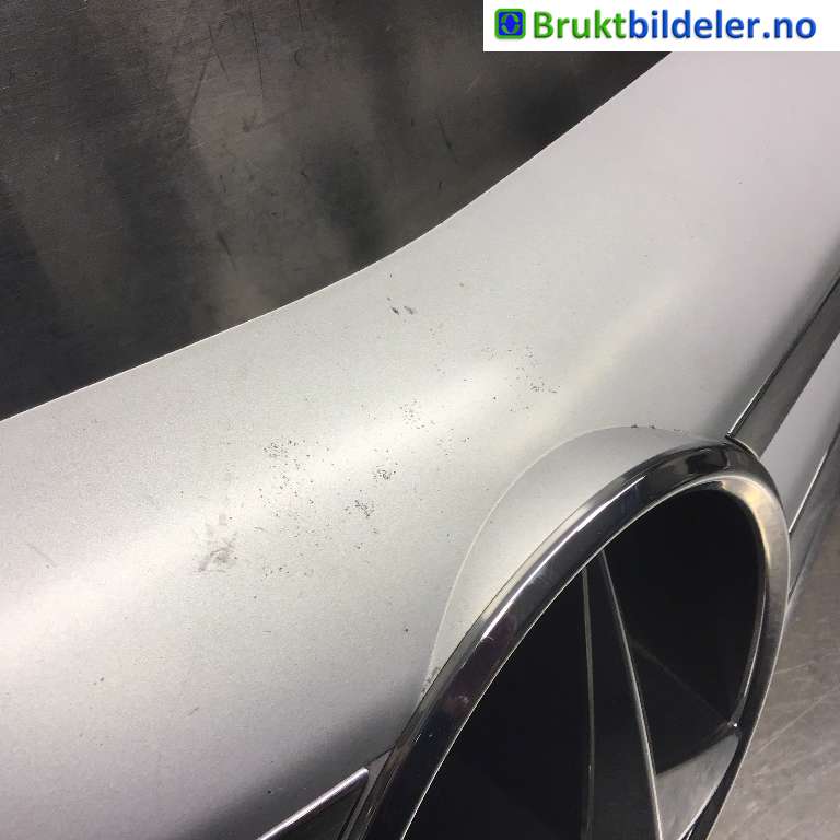 Grill til Mercedes B-Klasse 2008-2011 (Fase 2) (W245) (W245) (MERCEDES|A 169 880 21 83|)