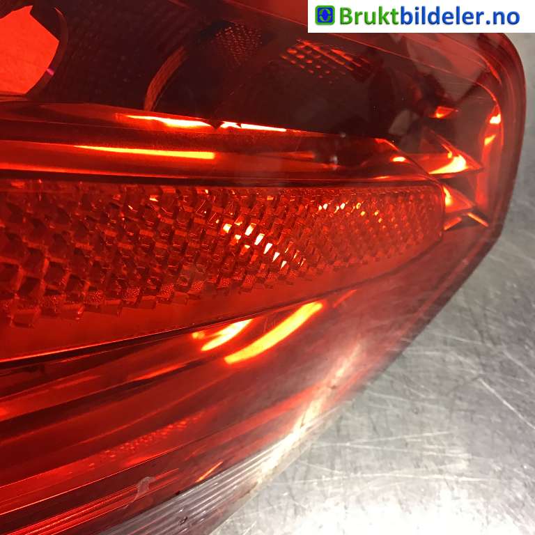 Baklykt venstre indre til Audi A4 2007-2014 (Type IV) (B8) (B8) (AUDI|8K5 945 093 D|)