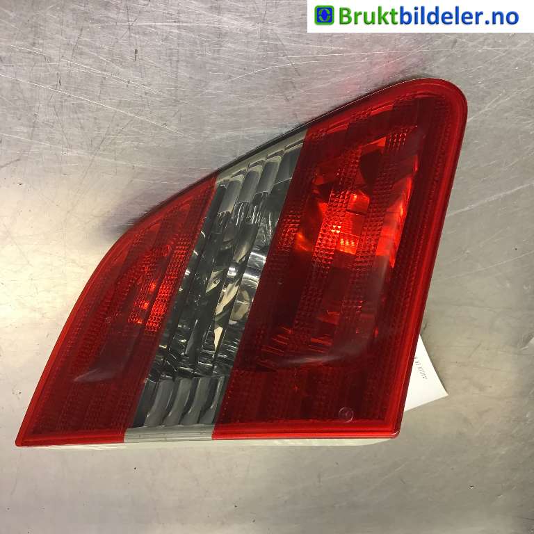 Baklykt venstre indre til Mercedes B-Klasse, 2008-2011 (Fase 2) (W245) (W245) (MERCEDES|A 169 820 15 64)