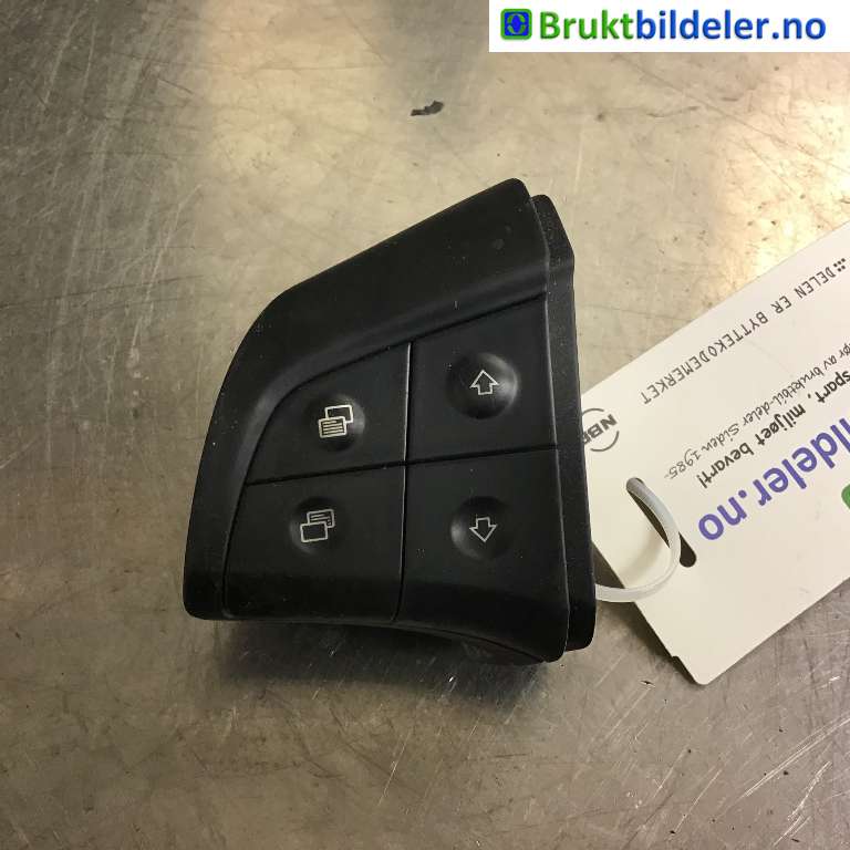 Bryter diverse til Mercedes B-Klasse, 2008-2011 (Fase 2) (W245) (W245) (MERCEDES|A 169 820 78 10)