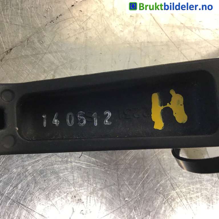 Viskerarmer frontrute til Isuzu D-Max 2012-2017 (Type II, Fase 1)  (ISUZU|8981938140|140512|)