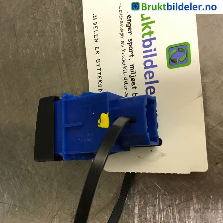 Bryter Antispinn til Isuzu D-Max 2012-2017 (Type II, Fase 1)  (ISUZU||M42185)