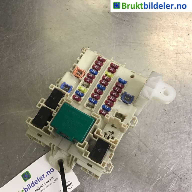 Sikringsboks til Isuzu D-Max 2012-2017 (Type II, Fase 1)  (ISUZU|8981667520|4D21-1365|)