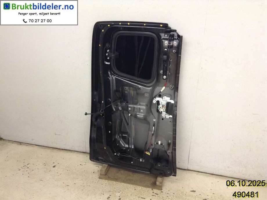 Dør venstre bak til Isuzu D-Max 2012-2017 (Type II, Fase 1)  (ISUZU|8981082618|)