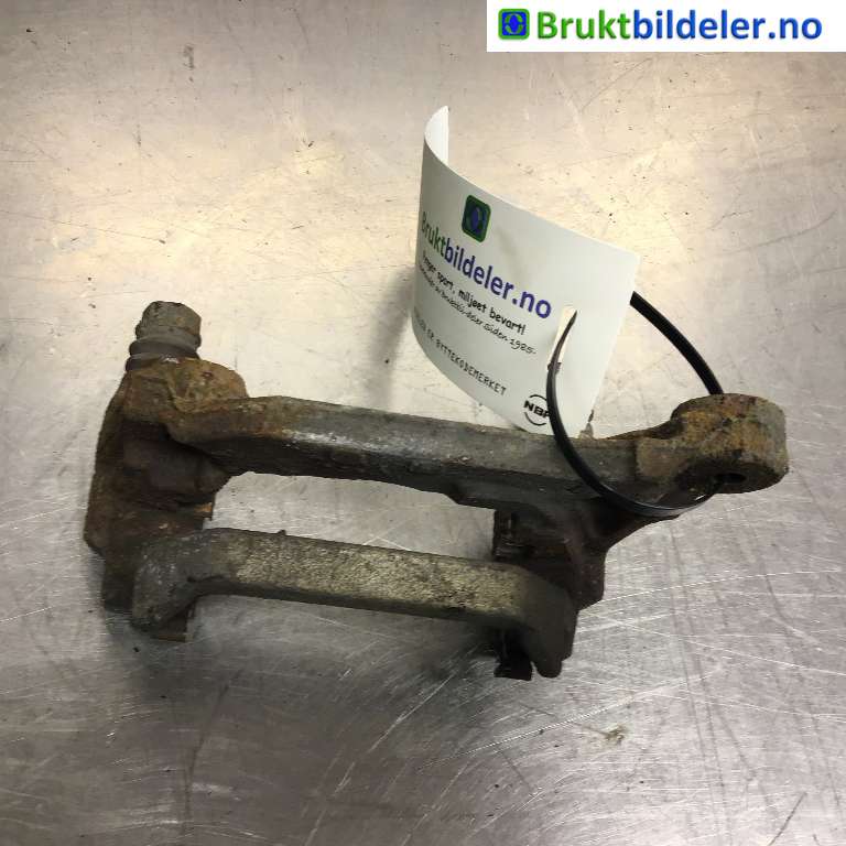 Bremsecaliper brakett til Mitsubishi Outlander, 2015-->> (Type III, Fase 2)  (MITSUBISHI|4605C031)