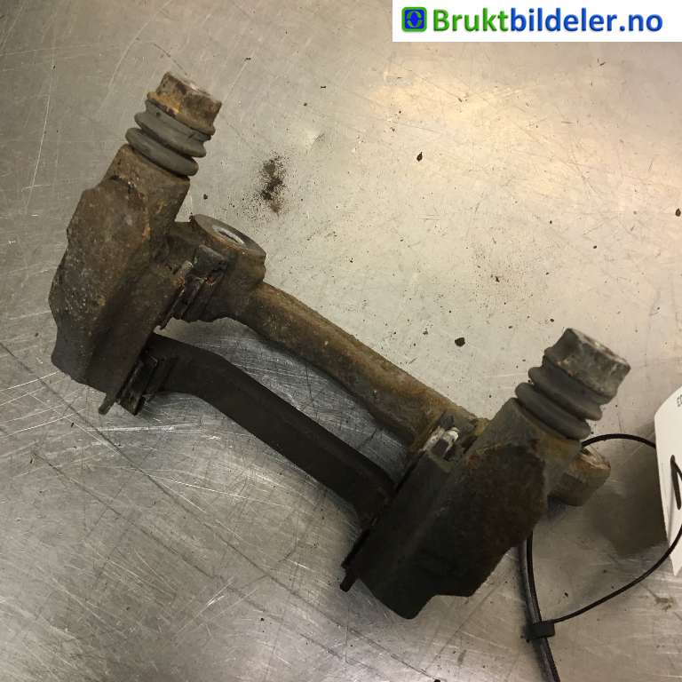 Bremsecaliper brakett til Mitsubishi Outlander 2015-->> (Type III, Fase 2)  (MITSUBISHI|4605C032|)