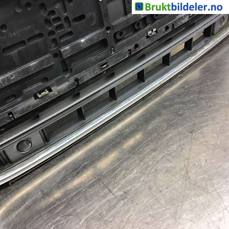 Grill til Audi A4 2007-2014 (Type IV) (B8) (B8) (AUDI|8K0 853 651|)