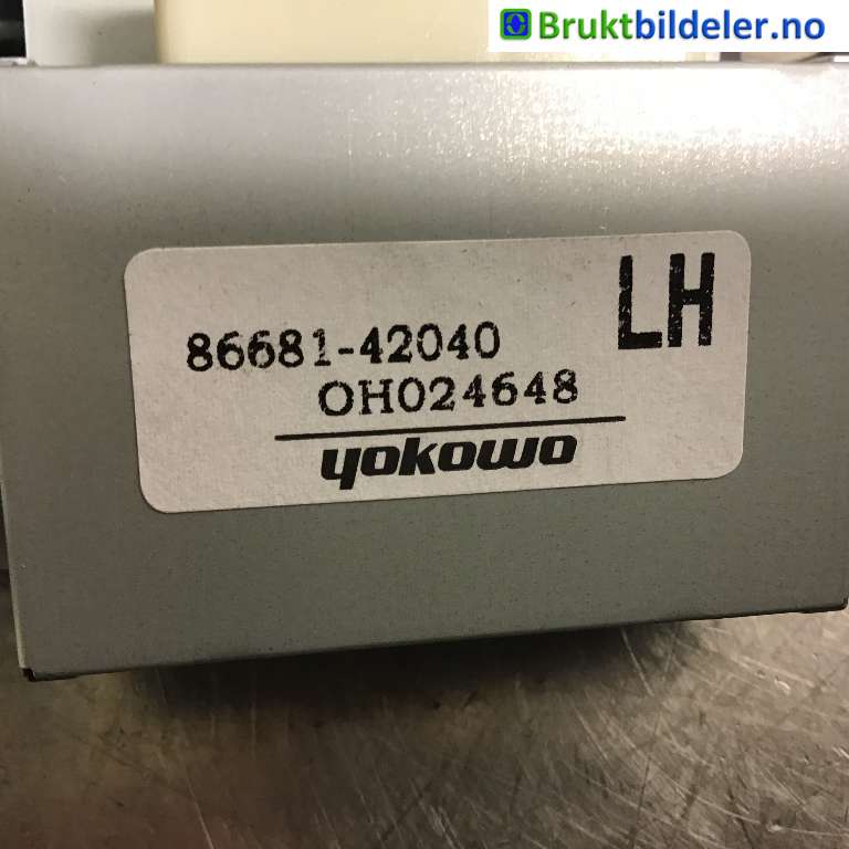 Antenne forsterker til Toyota RAV4 2019-->> (Type V)  (TOYOTA|86681-42040|OH024648|)