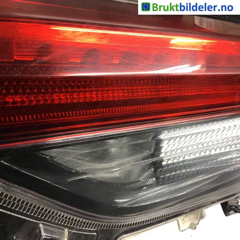 Baklykt høyre indre til Toyota RAV4 2019-->> (Type V)  (TOYOTA|81580-42151|A4S211-0001|)
