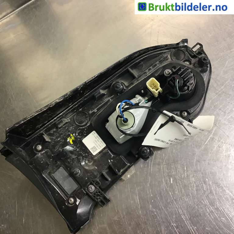 Baklykt høyre indre til Toyota RAV4 2019-->> (Type V)  (TOYOTA|81580-42151|A4S211-0001|)