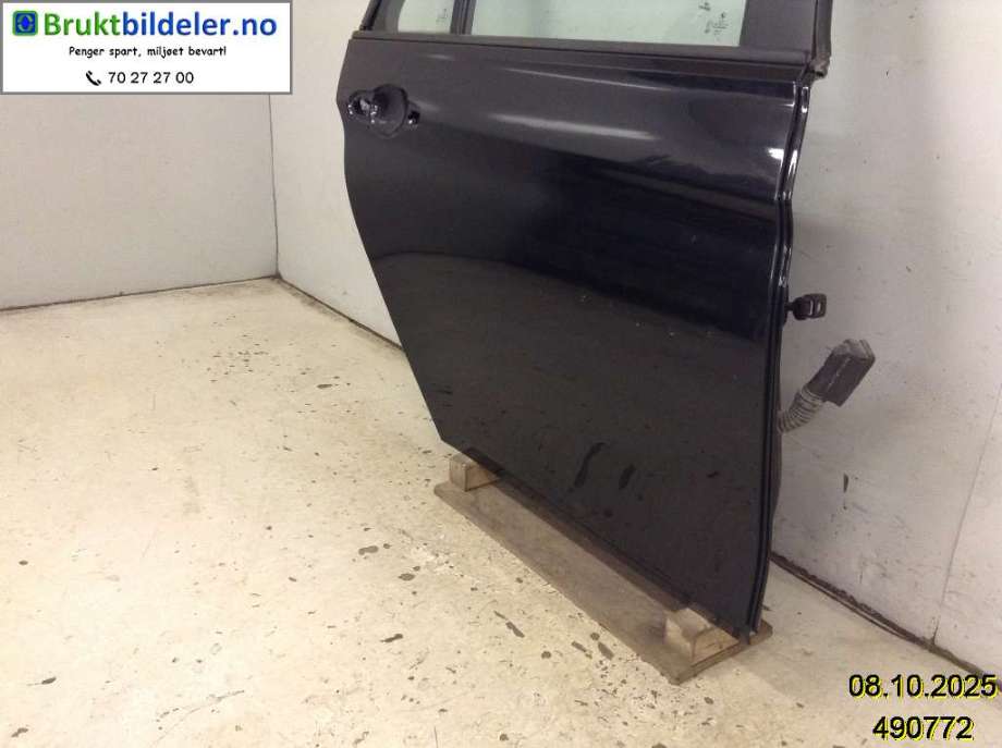 Dør høyre bak til BMW 3-Serie 2012-2018 (F30/F31/F34) (F30/F31/F34) (BMW|41 00 7 298 526||41 00 9 628 766)