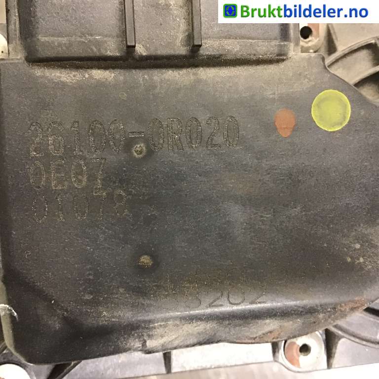 Spjeldhus til Toyota Avensis 2009-2015 (Type III, Fase 1)  (TOYOTA|26100-0R020|1480 04M12|)