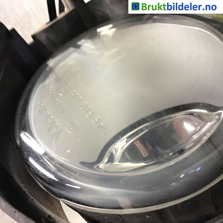 Tåkelykt venstre foran til Toyota Urban Cruiser 2009-2014  (TOYOTA|81210-0D042|89210657|)
