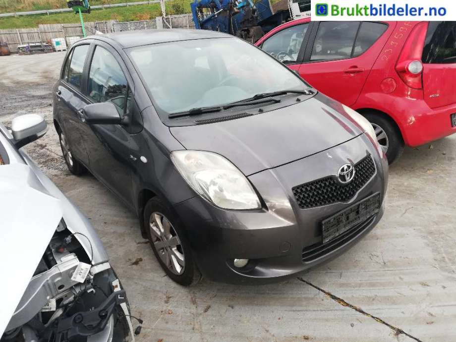 Speil høyre til Toyota Yaris, 2009-2011 (Type II, Fase 2)  (TOYOTA|)