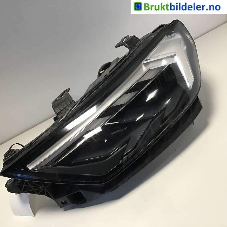 Frontlykt venstre halogen til Audi A1, 2018-->> (Type II)  (AUDI|82A 941 773)