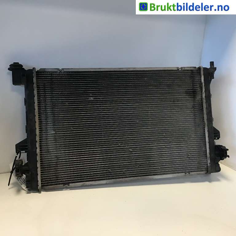 Radiator (automat gir) til Škoda Superb 2015-->> (Type III) (SKODA|5Q0 121 251 GB|65306|)