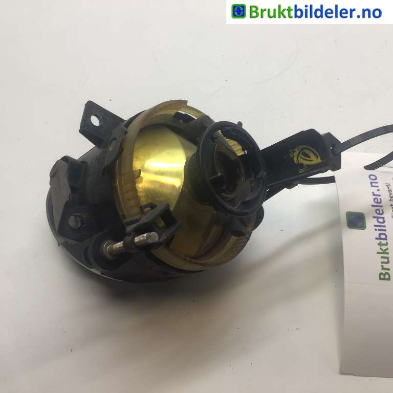 Tåkelykt høyre foran til VW Caddy 2004-2010 (Type III, Fase 1)  (VOLKSWAGEN|6C0 941 699|271 288 00|)