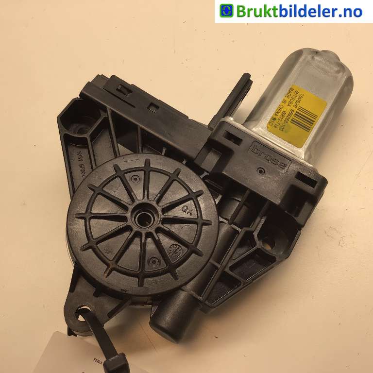 Ruteheis venstre foran til Volvo S60 2014-2019 (Type II, Fase 2) (VOLVO|31253061|966268-103|WR12-718)