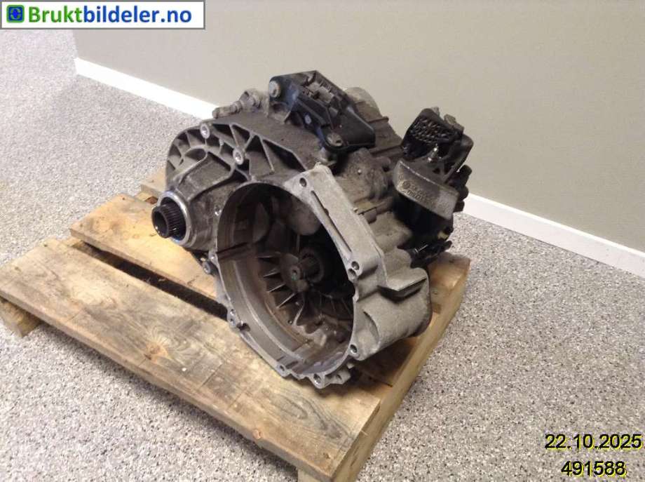 Girkasse manuell 6-trinn til VW Transporter / Caravelle, 2015-2019 (T6) (T6) (VOLKSWAGEN|)
