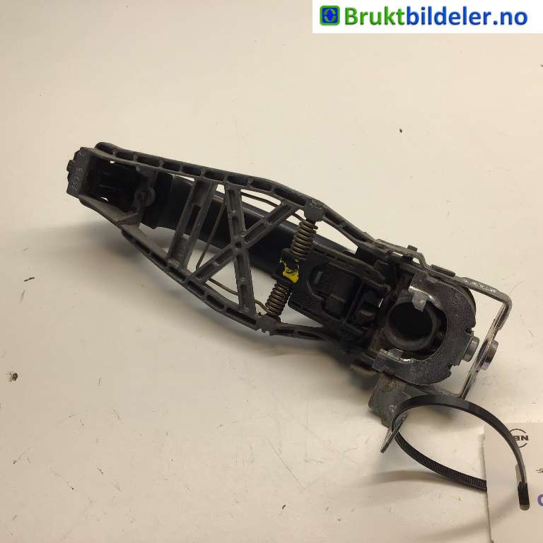 Dørhåndtak utv høyre til VW Transporter / Caravelle, 2015-2019 (T6) (T6) (VOLKSWAGEN|7E0 837 886 C)