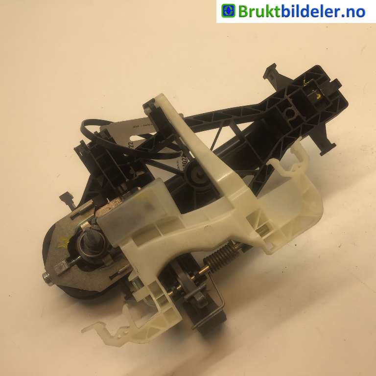 Dørhåndtak utv høyre til VW Transporter / Caravelle 2015-2019 (T6) (T6) (VOLKSWAGEN|7E0 843 352 C|)
