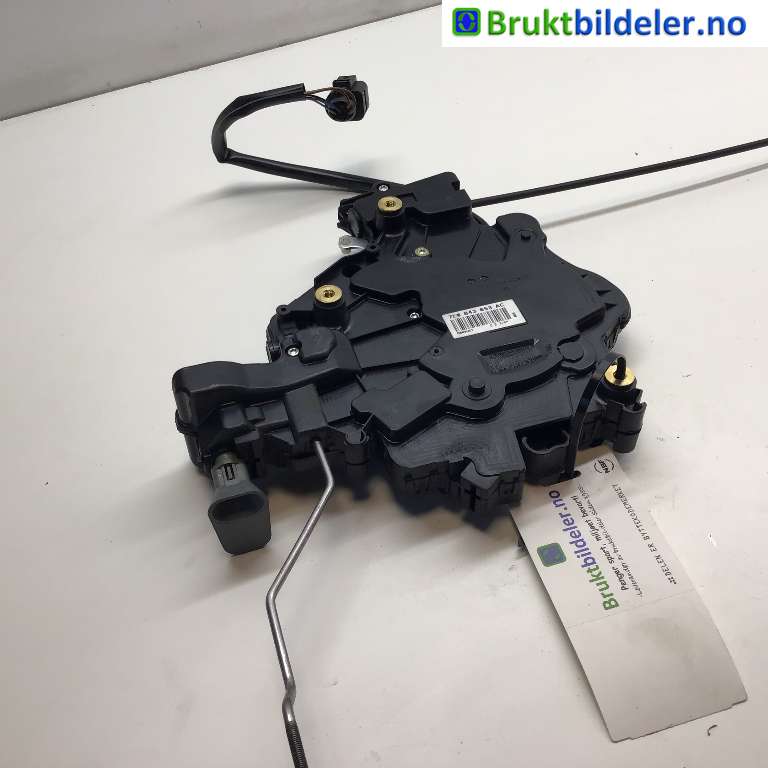 Låsekasse venstre til VW Transporter / Caravelle 2015-2019 (T6) (T6) (VOLKSWAGEN|7E0 843 653 AC|)