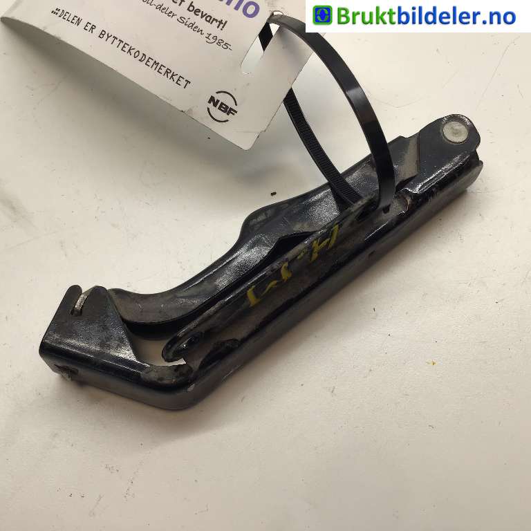Dørstopper til VW Transporter / Caravelle, 2015-2019 (T6) (T6) (VOLKSWAGEN|7H0 843 414 C)