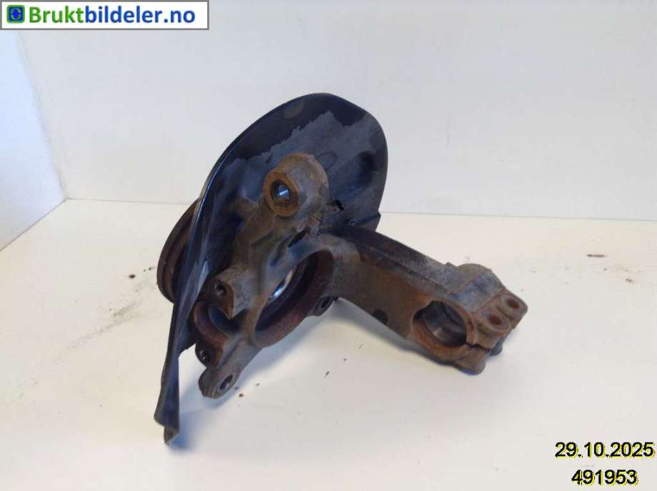 Hjulspindel venstre foran til VW Transporter / Caravelle 2015-2019 (T6) (T6) (VOLKSWAGEN|7H0 407 257 G|)