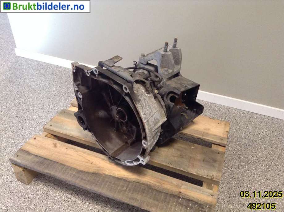 Girkasse manuell til Ford Transit Courier, 2014-2018 (Type I, Fase 1) (FORD|DV1R-7002-ABG)