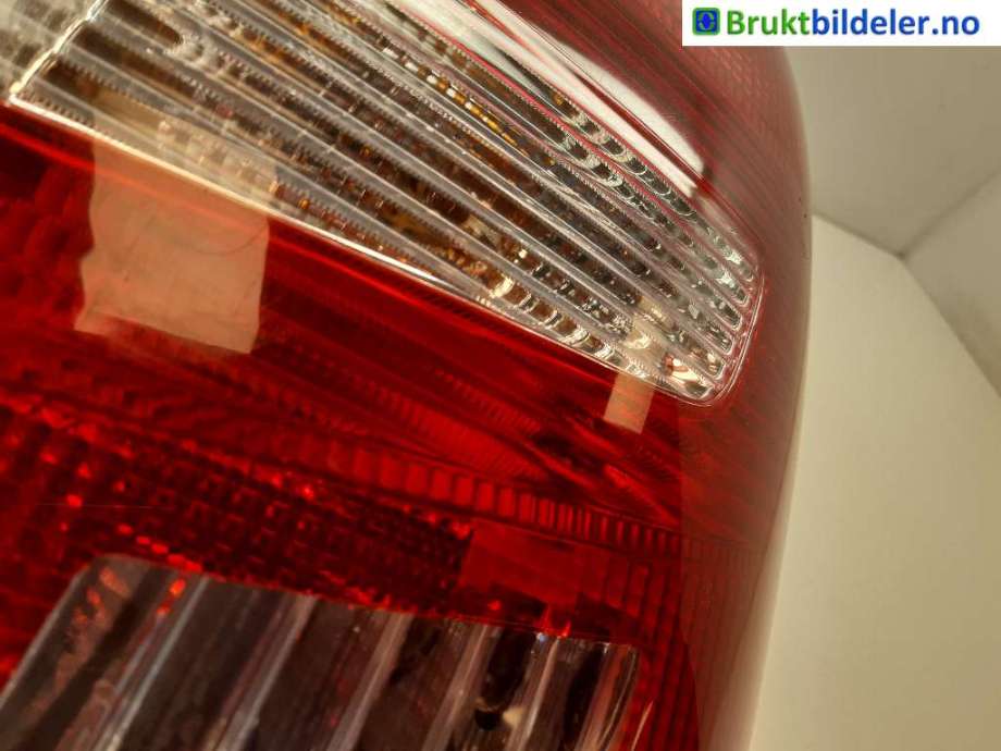 Baklykt høyre til Škoda Fabia 2010-2014 (Type II, Fase 2) (SKODA|5J6 945 112|)
