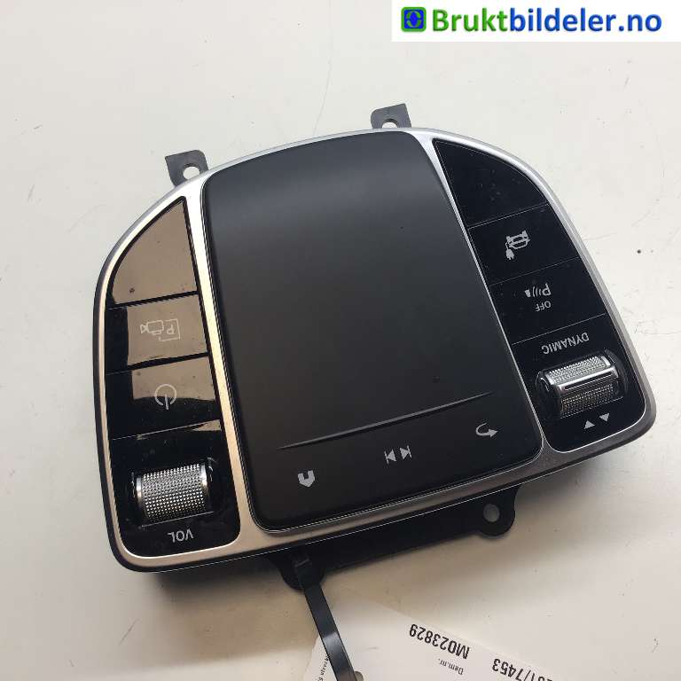 Bryter diverse til Mercedes EQC 2019-->>  (MERCEDES|A 253 900 24 07|2449699|)