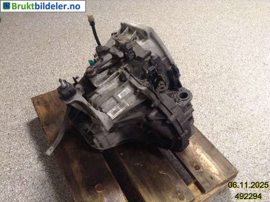 Girkasse manuell 6-trinn til Opel Vivaro B 2014-2019 (OPEL|93453887|M73|320102327R)